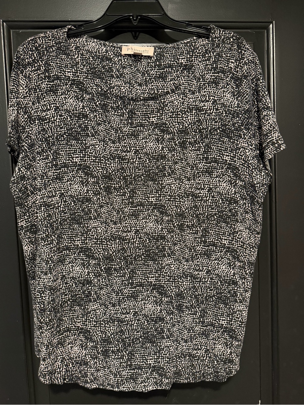 Philosophy Black and White Short Sleeve Textured Print Top